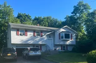 4 Beardslee Hill Dr, Franklin, NJ 07416 - Photo 1