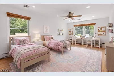 225 Walnut St, Livingston, NJ 07039 - Photo 15