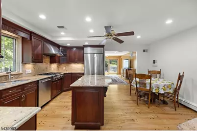 225 Walnut St, Livingston, NJ 07039 - Photo 9
