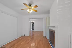 637 36th St, Union City, NJ 07087 - Photo 3