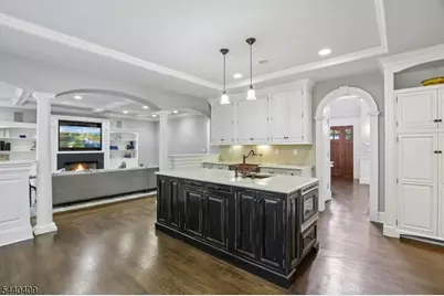 19 Hilltop Rd, Millburn, NJ 07078 - Photo 9