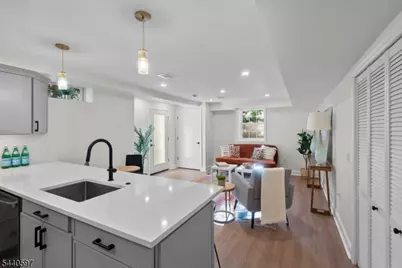 101 Gates Ave #C-1, Montclair Twp., NJ 07042 - Photo 9