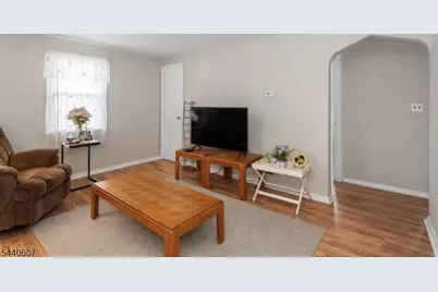 126 18th Ave, Elmwood Park, NJ 07407 - Photo 23