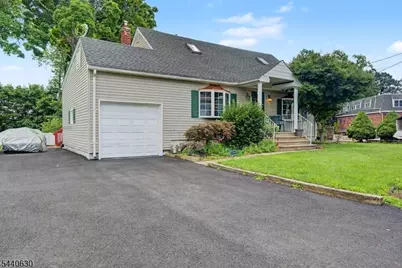 84 Roosevelt Ave, Butler, NJ 07405 - Photo 3
