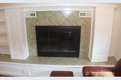 84 Roosevelt Ave, Butler, NJ 07405 - Photo 9