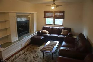 84 Roosevelt Ave, Butler, NJ 07405 - Photo 7