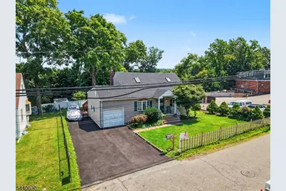 84 Roosevelt Ave, Butler, NJ 07405 - Photo 41