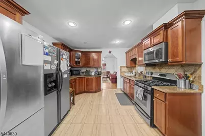 84 Roosevelt Ave, Butler, NJ 07405 - Photo 17
