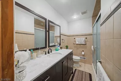 84 Roosevelt Ave, Butler, NJ 07405 - Photo 15