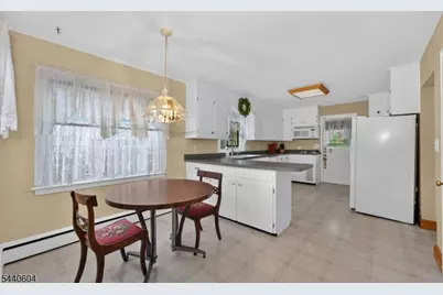 35 Elwood Ave, Flemington, NJ 08822 - Photo 11