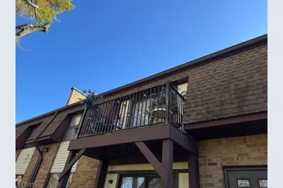 910 N Oaks Blvd #910, North Brunswick Township, NJ 08902 - Photo 3