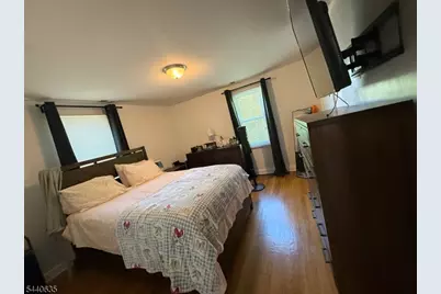 621-623 Jefferson Ave, Elizabeth, NJ 07201 - Photo 13