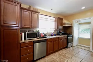 357 Hoover Ave, Bloomfield, NJ 07003 - Photo 9