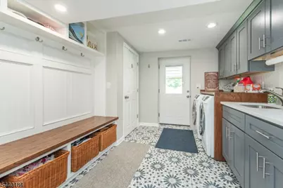 128 Overlook Ave, East Hanover Township, NJ 07936 - Photo 25