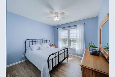 50 Sullivan Road, Raritan Township, NJ 08822 - Photo 19