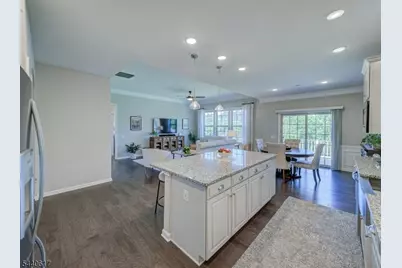 50 Sullivan Road, Raritan Township, NJ 08822 - Photo 9