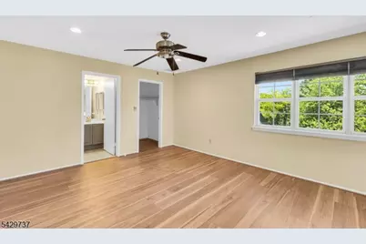 385 Draco Road, Piscataway Township, NJ 08854 - Photo 21