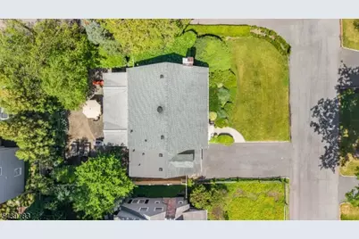 44 Wellington Ave, Millburn, NJ 07078 - Photo 13