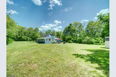 196 Bartley Rd, Washington Township, NJ 07853 - Photo 3