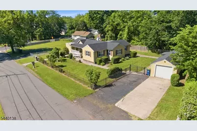 36 Leghorn Ave, Bridgewater, NJ 08807 - Photo 5