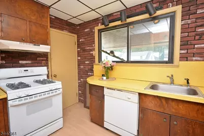 128 Crane St, Roselle, NJ 07203 - Photo 7