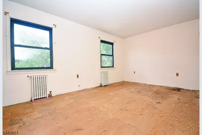128 Crane St, Roselle, NJ 07203 - Photo 13