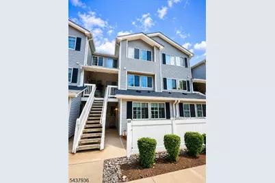 13 Cheswich Court, Bedminster Township, NJ 07921 - Photo 1