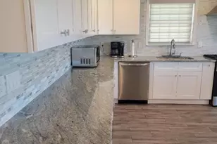 16 Quinton St, Belleville, NJ 07109 - Photo 5