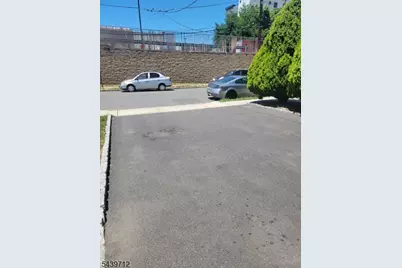 16 Quinton St, Belleville, NJ 07109 - Photo 23