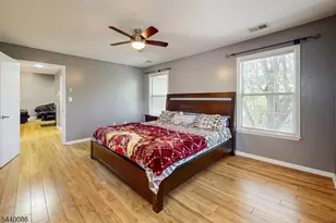 120 Acadia Ct, West Windsor Township, NJ 08540 - Photo 7