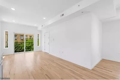840 S 19th St, Newark, NJ 07108 - Photo 11