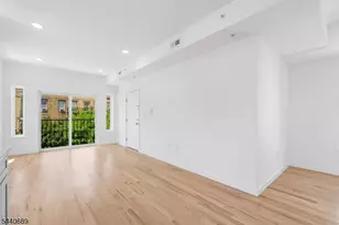 840 S 19th St, Newark, NJ 07108 - Photo 11