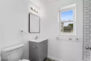840 S 19th St, Newark, NJ 07108 - Photo 25