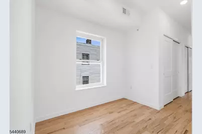 840 S 19th St, Newark, NJ 07108 - Photo 13