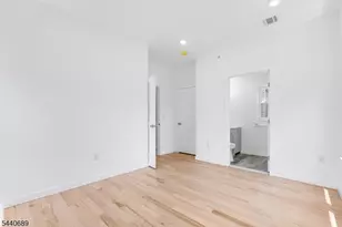 840 S 19th St, Newark, NJ 07108 - Photo 23