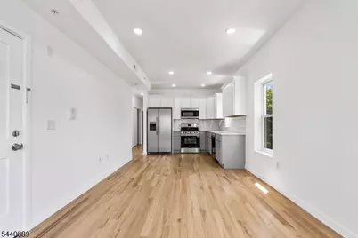 840 S 19th St, Newark, NJ 07108 - Photo 7
