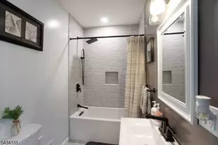138 Jerome Pl, Bloomfield, NJ 07003 - Photo 11