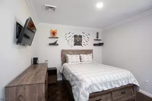138 Jerome Pl, Bloomfield, NJ 07003 - Photo 15