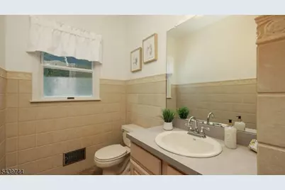 195 Fairfield Ln, Hillsborough Township, NJ 08844 - Photo 19