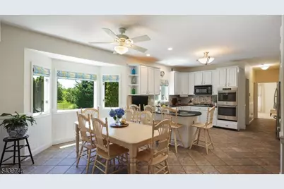 195 Fairfield Ln, Hillsborough Township, NJ 08844 - Photo 15