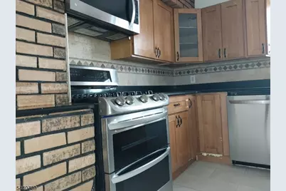 230 Ampere Pkwy, Bloomfield, NJ 07003 - Photo 3