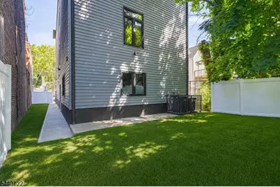 393 Myrtle Ave, Irvington, NJ 07111 - Photo 31
