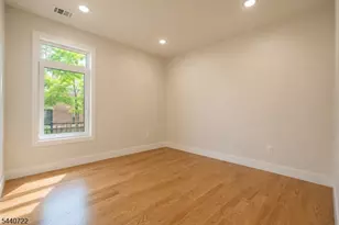 393 Myrtle Ave, Irvington, NJ 07111 - Photo 21