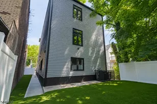393 Myrtle Ave, Irvington, NJ 07111 - Photo 33
