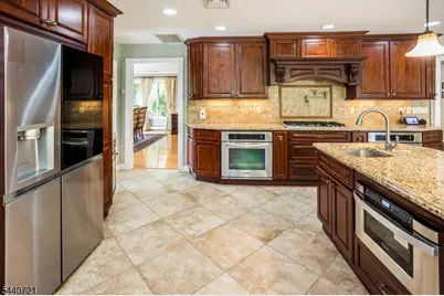 97 Poplar Dr, Hanover Township, NJ 07927 - Photo 17