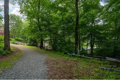 1098 Lakeside Dr, Vernon Twp., NJ 07422 - Photo 37
