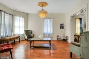 127 S Burnett St R, East Orange, NJ 07018 - Photo 5