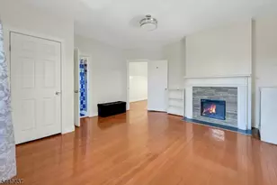 127 S Burnett St R, East Orange, NJ 07018 - Photo 15