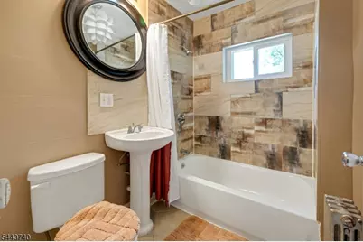 127 S Burnett St R #5, East Orange, NJ 07018 - Photo 17