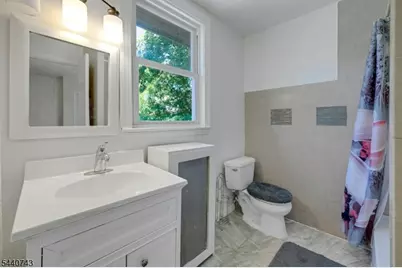 127 S Burnett St R #7, East Orange, NJ 07018 - Photo 17